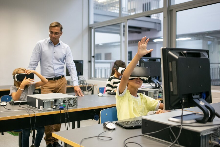 How AI Help in Education and How it Makes Learning as Addictive as Social Media (Gamification) - ColorWhistle