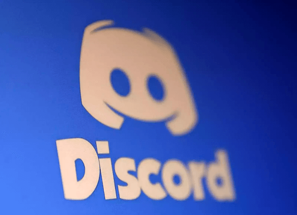 AI-Powered Chatbots (Discord ) - ColorWhistle