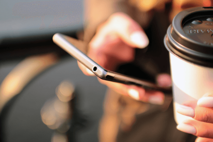 SEO Trends : Optimize for Mobile First - ColorWhistle