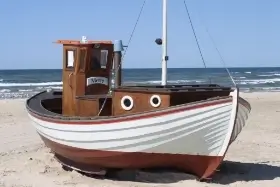 Travel & Tourism Types (Boat sharing) - ColorWhistle