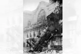 Travel & Tourism Types (Disaster Tourism) - ColorWhistle
